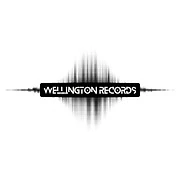 Logo Uncle Wellington's Wives